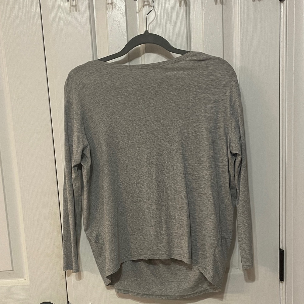 Lululemon Gray Long Sleeve Top